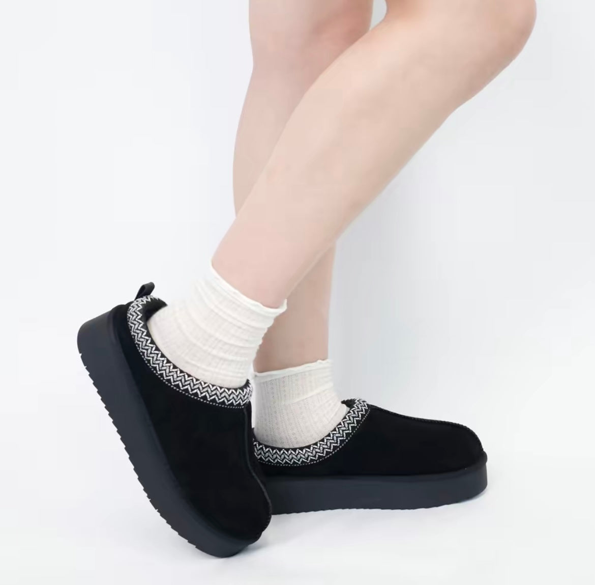 Mini Platform Boots with Fluffy Fur | Stylish & Cozy